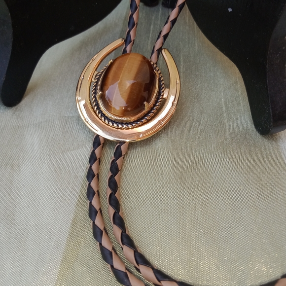 Other - Tiger Eye Bolo Tie Western Gold Tone Horseshoe Frame